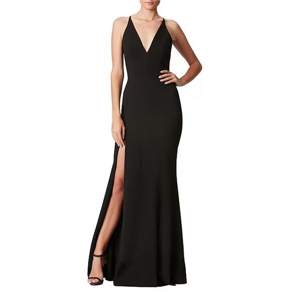 Dress the Population Dresses & Skirts - Dress The Population Iris Crepe Plunge V-Neck High Slit Sleeveless Gown Black 6